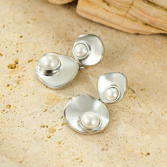 Women's Vintage Geometric Stainless Steel Round Pearl Pendant Tassel Earrings With Electroplating