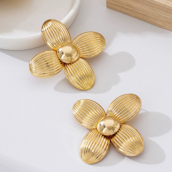 Women's Vintage Goldplated Iron Alloy Flower Earrings With Striped Petal Design Exaggerated Statement Style And Stainless Steel Ear Needles