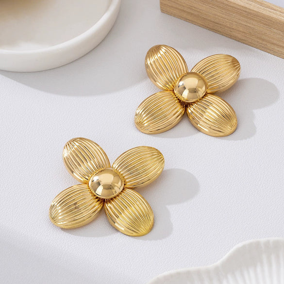 Women's Vintage Goldplated Iron Alloy Flower Earrings With Striped Petal Design Exaggerated Statement Style And Stainless Steel Ear Needles