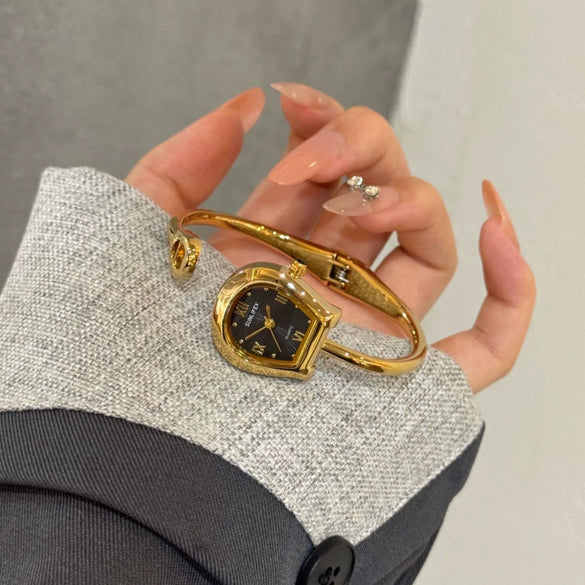 Women's Vintage Retro Archshaped Watch With Zinc Alloy Case And Strap And Stainless Steel Buckle