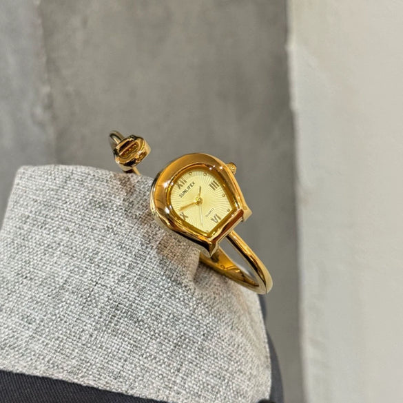 Women's Vintage Retro Archshaped Watch With Zinc Alloy Case And Strap And Stainless Steel Buckle