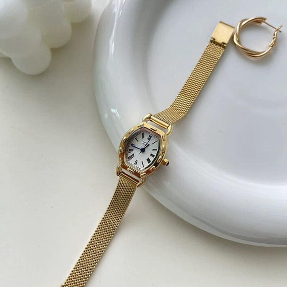 Women's Watch Alloy Barrel Type Roman Dial Retro Fashion