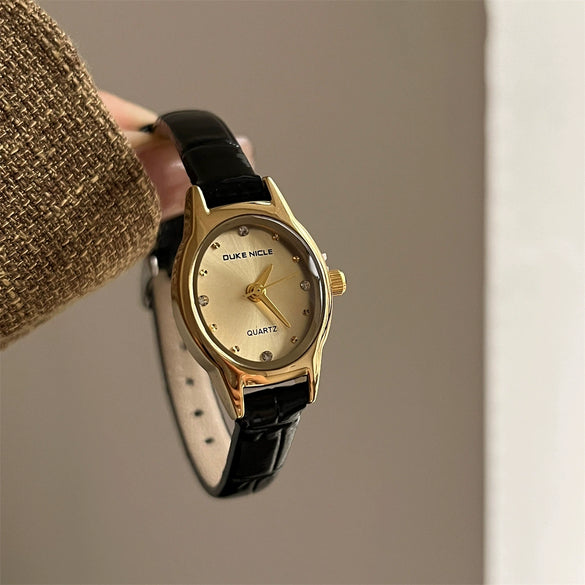 Women's Watch Alloy Case Copper Strap Oval Dial Medieval Style