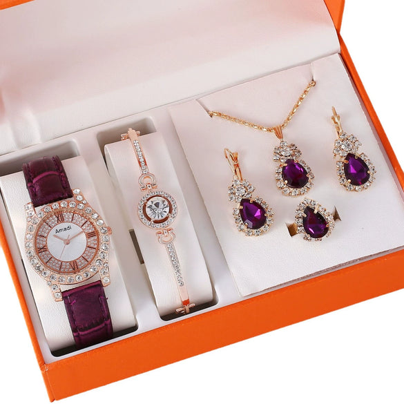 Women's Watch And Jewelry Set Alloy Gold Imitation Leather Round Dial Luxury Style