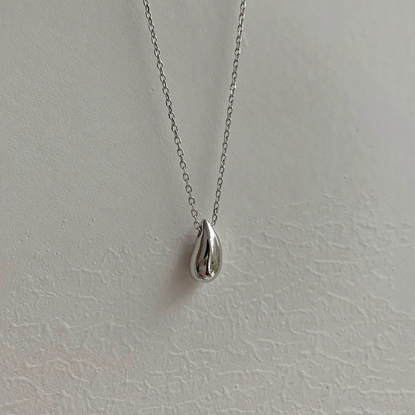 Women's Water Drop Sterling Silver Clavicle Chain With Geometric Pattern And Platinum Plated Electroplating