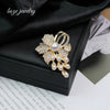 Women's Zinc Alloy Flowershaped Light Luxury Brooch With Electroplating