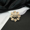 Women's Zinc Alloy Geometric Bow Diamondstudded Electroplated Fashion Collar Pin Brooch