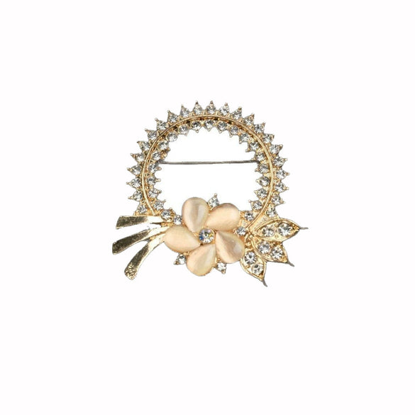 Women's Zinc Alloy Wreath Cat Brooch With Gold Plated Artificial Gemstones And Semiprecious Stones Inlay Flower And Bow Pattern