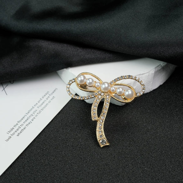 Zinc Alloy Bow Pearl Rhinestone Brooch Electroplating