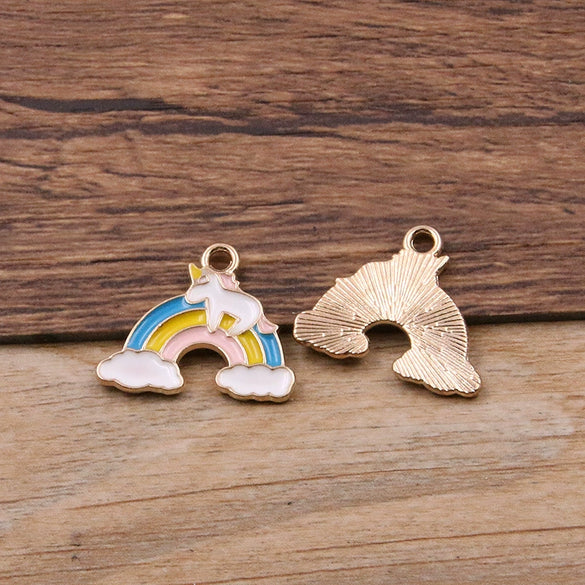 Zinc Alloy Cartoon Rainbow Cloud Pony Pendant With Dripping Oil Electroplated Alloy Jewelry Accessory For Necklace Bracelet And Earrings