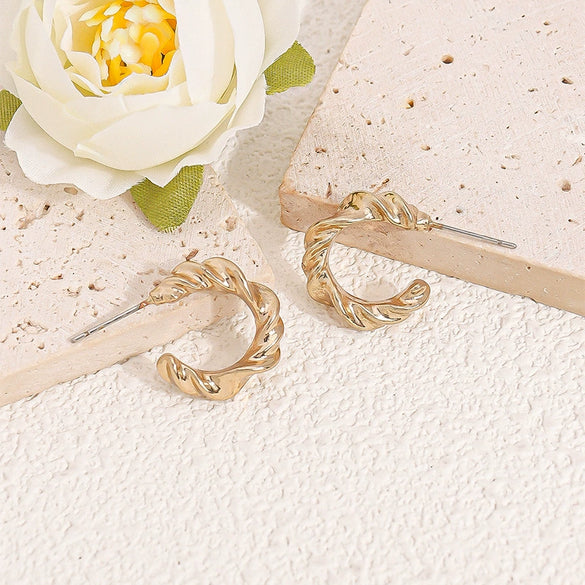 Zinc Alloy Cshaped Twist Hoop Earrings For Women Versatile Statement Jewelry For Daily Wear And Parties