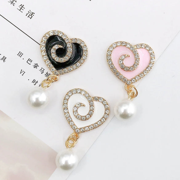 Zinc Alloy Dripping Oil Love Pendant Jewelry Accessories