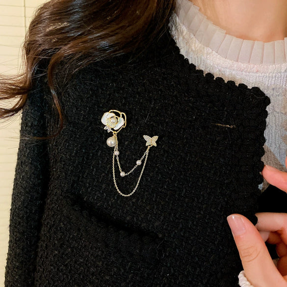 Zircon Flower Letter Brooch Electroplated Light Luxury Women's Suit Accessory
